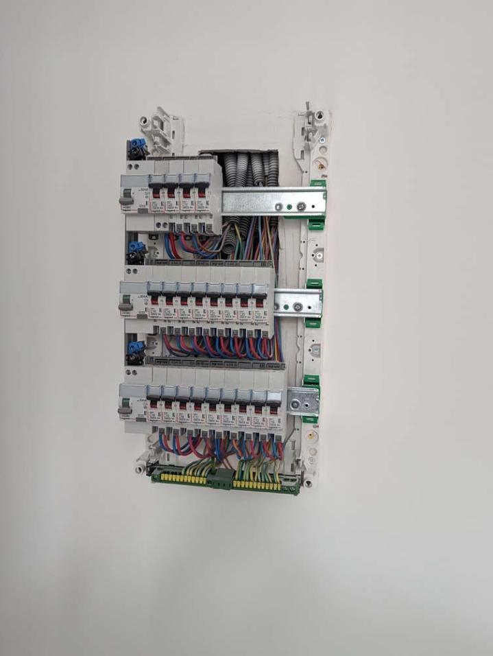 Installation éclairage extérieur Loire