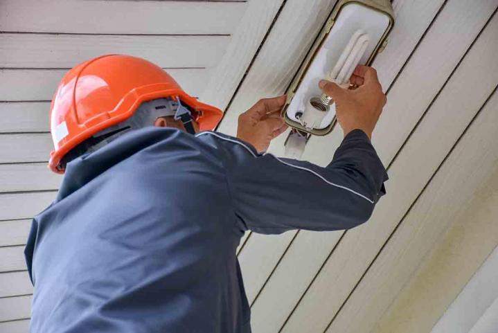 Des professionnels de l’installation éclairage extérieur à Loire