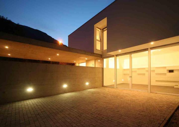 Nous installons des systèmes d’éclairage fiables partout .